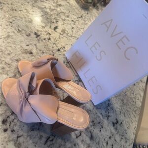 Women's Cream Bow Mules